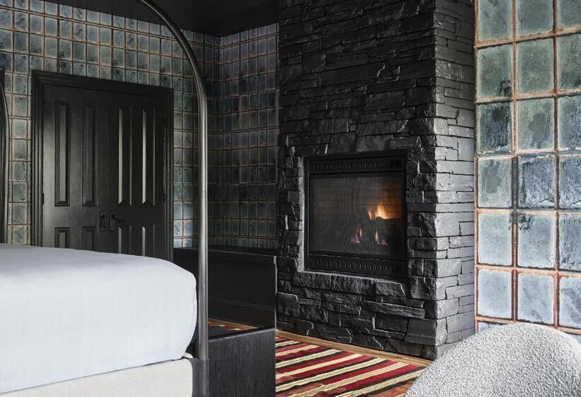 带大床的标准间, Blind Tiger Asheville