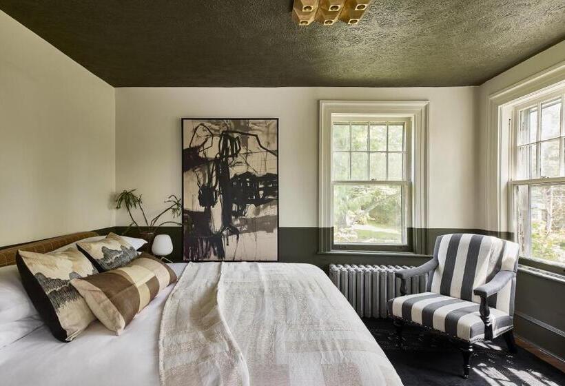 带大床的标准间, Blind Tiger Asheville