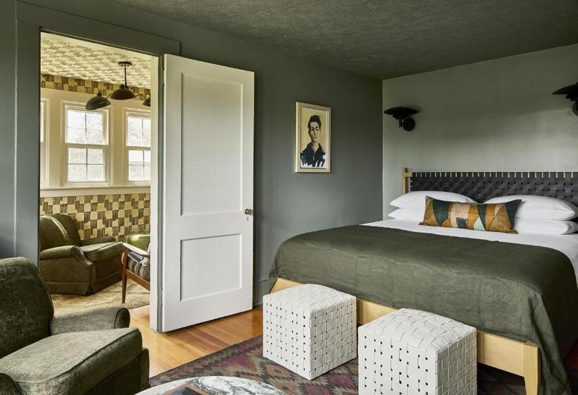 带大床的标准间, Blind Tiger Asheville