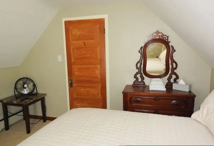 Standard-huone, Champaign Garden Inn
