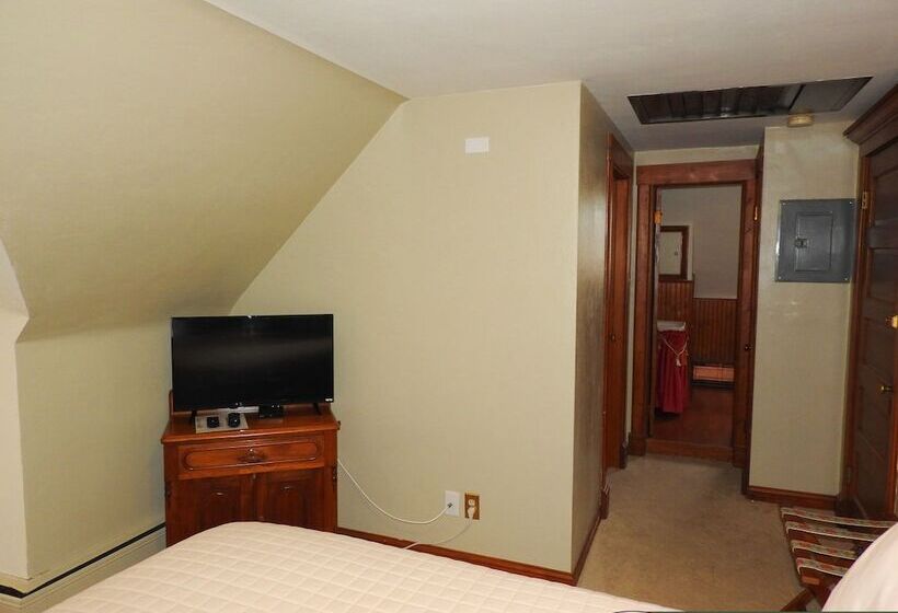 Standard Szoba, Champaign Garden Inn