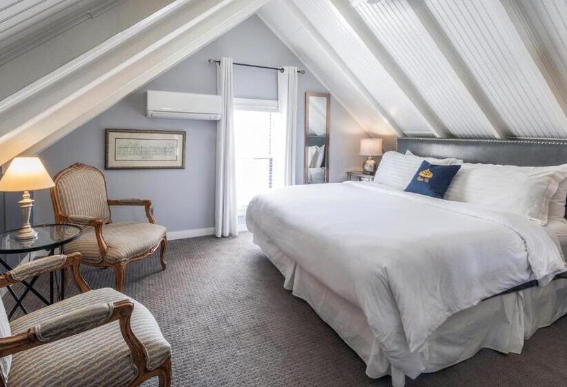 带大床的豪华间, Queen Vic Guest House