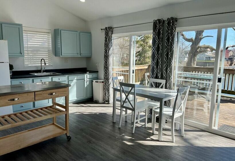 منزل غرفتين نوم, Bluebird Bay Resort