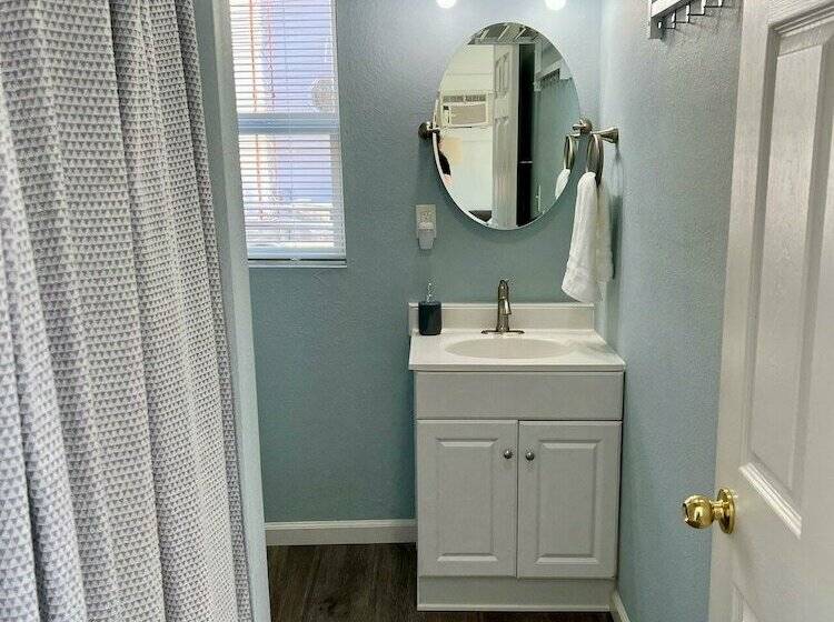 منزل غرفتين نوم, Bluebird Bay Resort