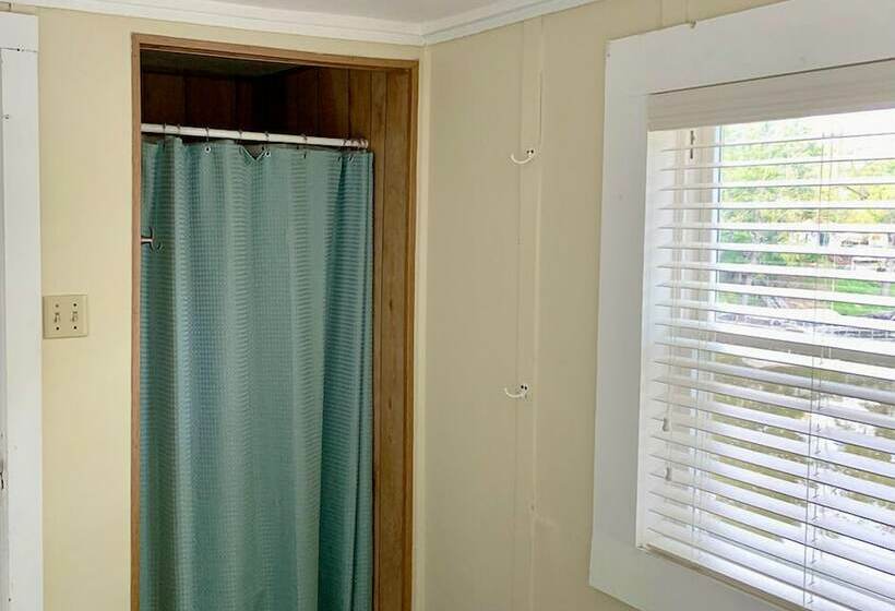 منزل غرفتين نوم, Bluebird Bay Resort