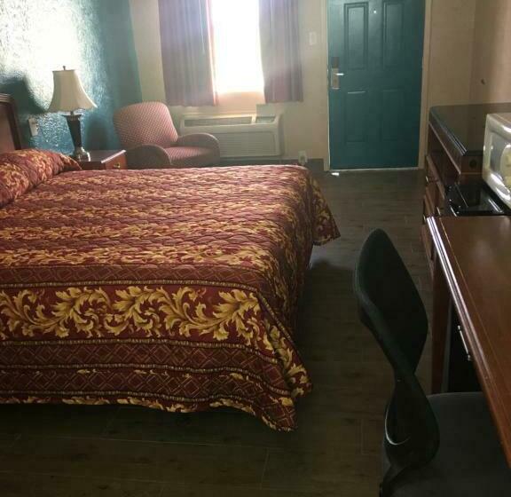 单人经济间, Chaparral Motel