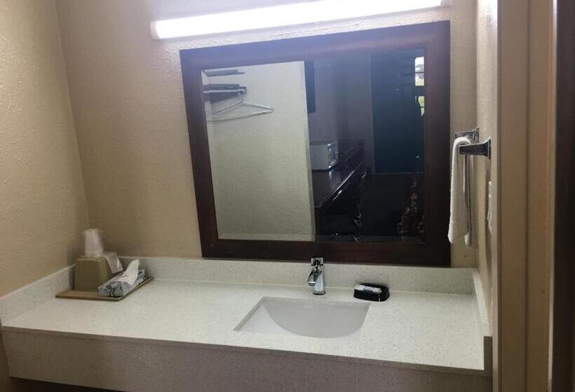 豪华家庭房间, Chaparral Motel