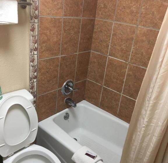 标准间, Chaparral Motel