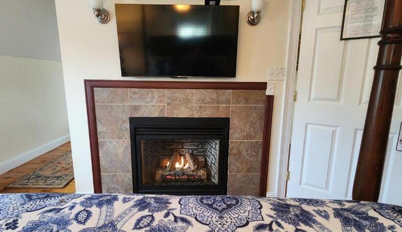 带大床的标准间, Elmere House Bed & Breakfast