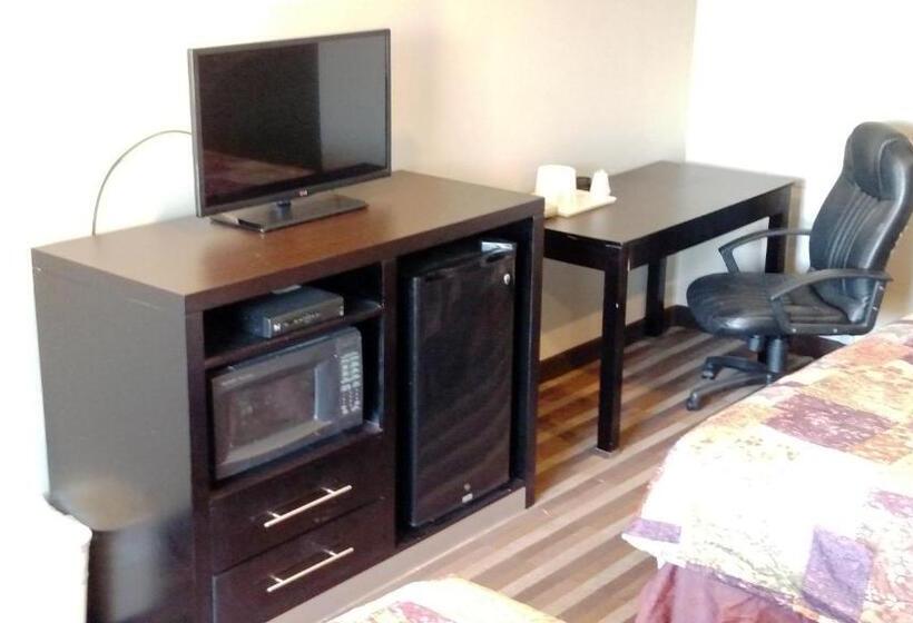 带大床的标准间, Gene's Motel