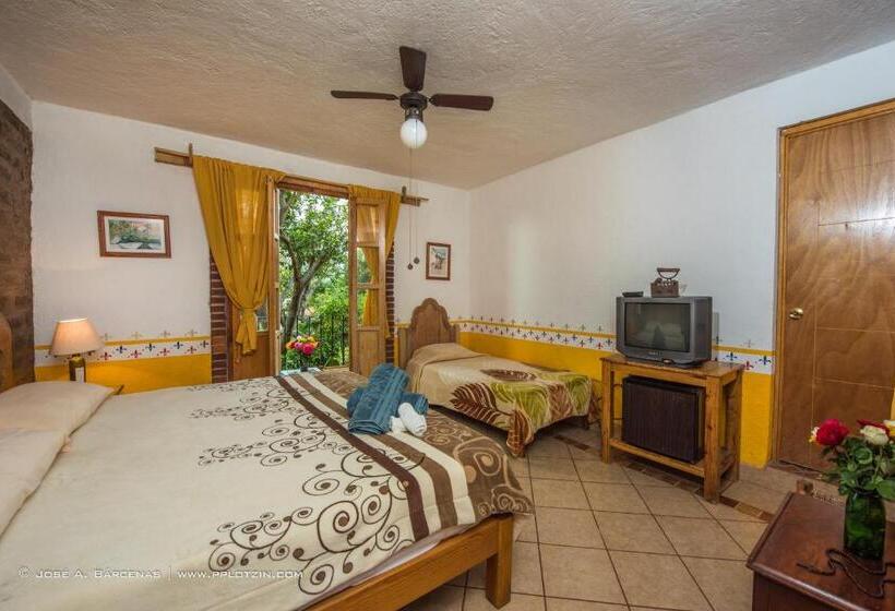 اتاق استاندارد سه نفره, Casa Pomarrosa