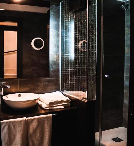 经济房, Rural Plaza Mayor Chinchon