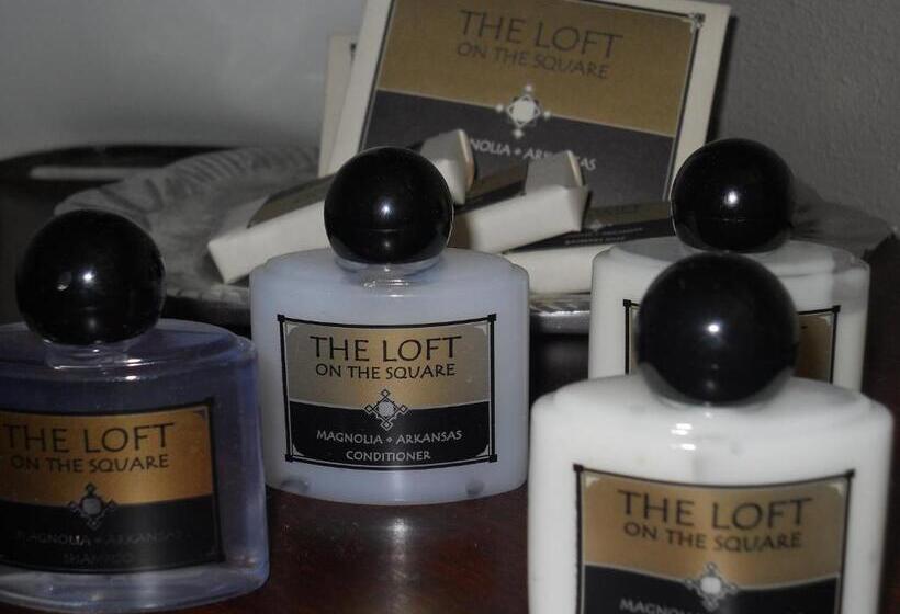 جناح, The Loft On The Square