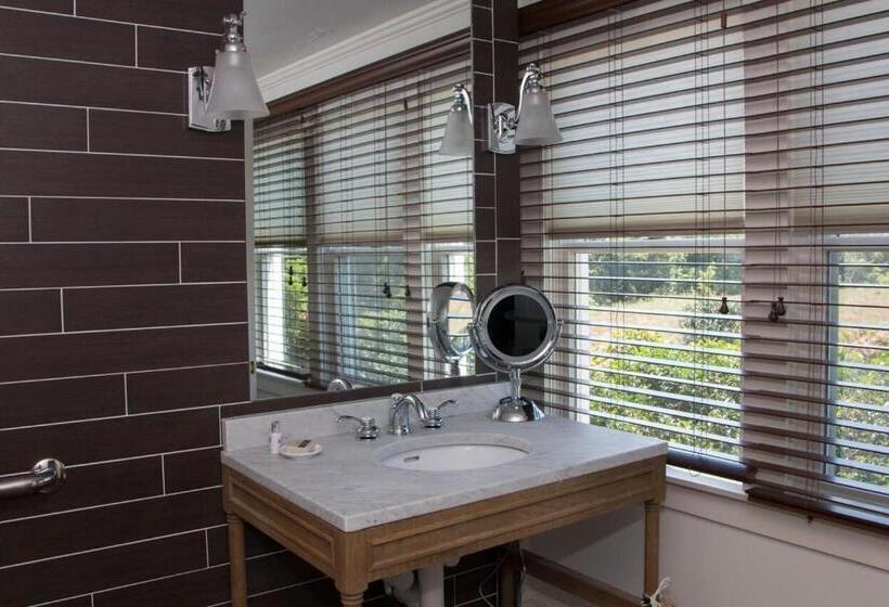 غرفة ديلوكس سرير كينج, Wychmere Beach Club