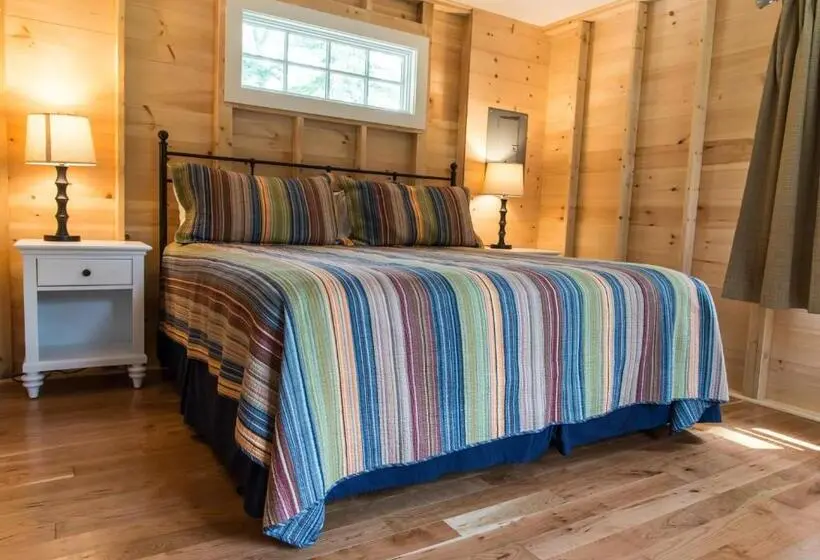 家族用バンガロー, Linekin Bay Resort