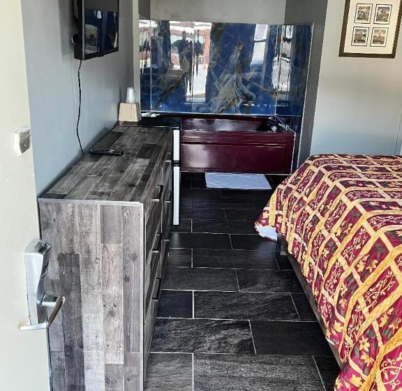 غرفة قياسية فردية, Miami Inn & Suites