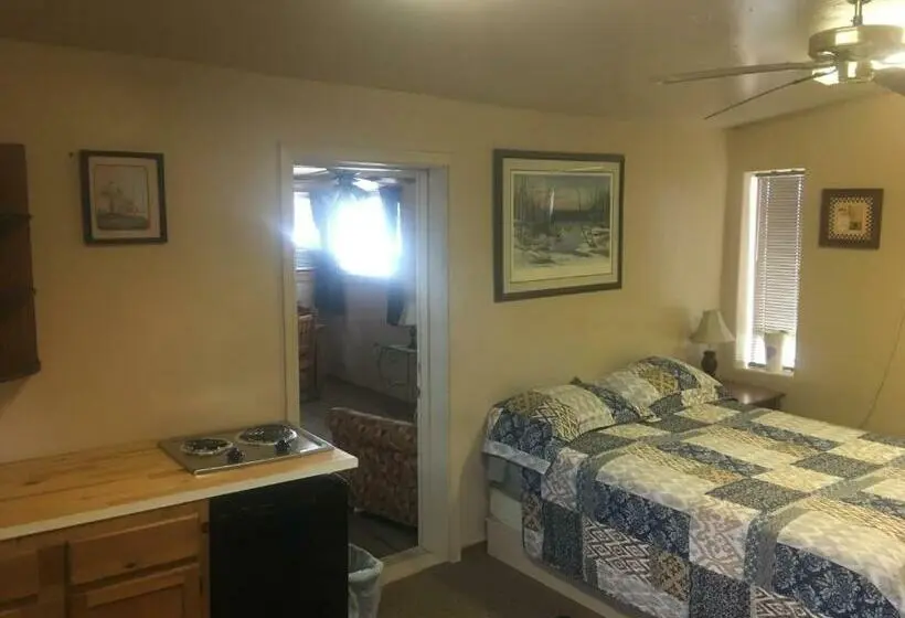 Sviitti, Rainbows End Fishing Resort