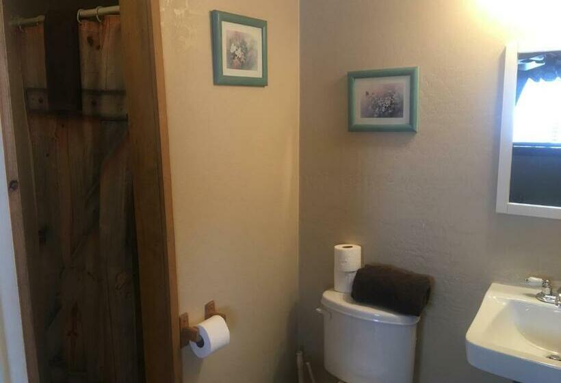 스위트, Rainbows End Fishing Resort