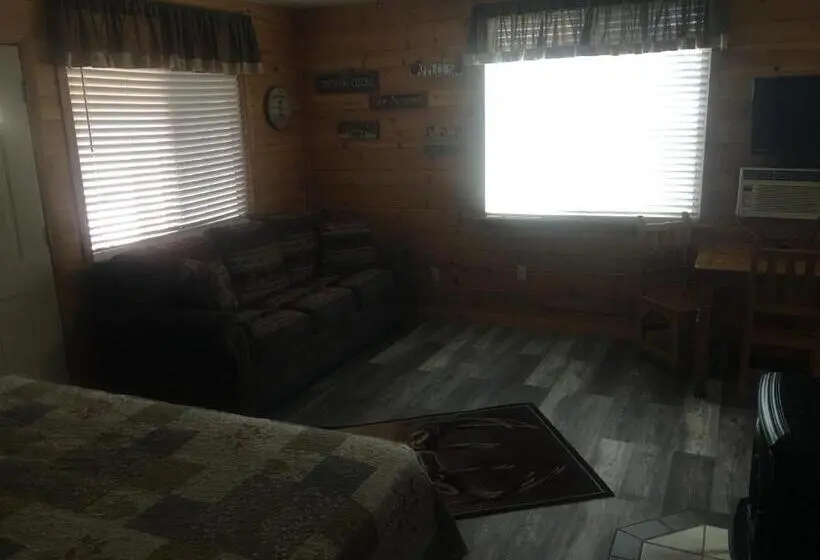 Deluxe-studio, Rainbows End Fishing Resort