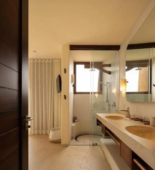 آپارتمان 3 خوابه, Armadillo Living Villas