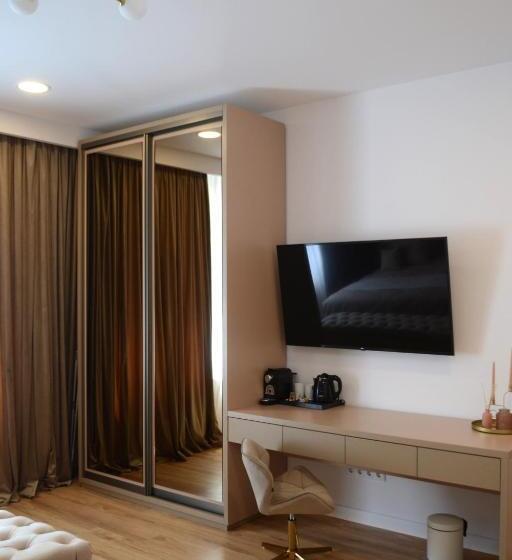 Quarto Estandar, Eden Suites
