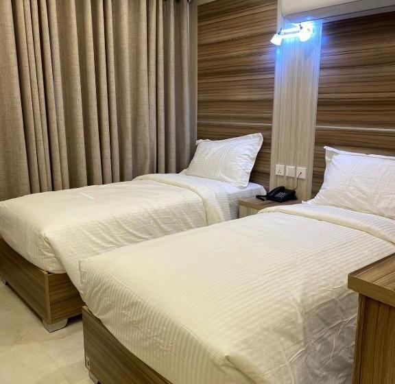 اتاق لوکس, Golden Light Aqaba Hotel فندق جولدن لايت العقبة