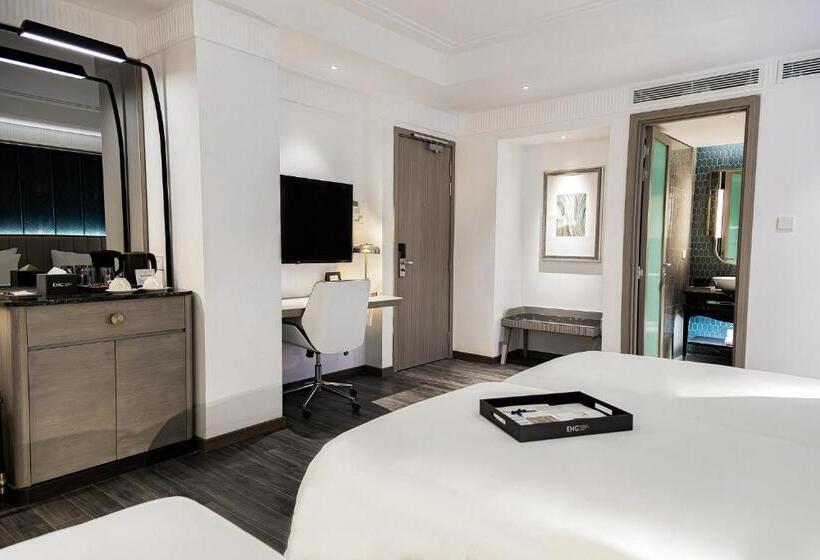 اتاق اجرایی سه نفره, La Siesta Premium Saigon Central