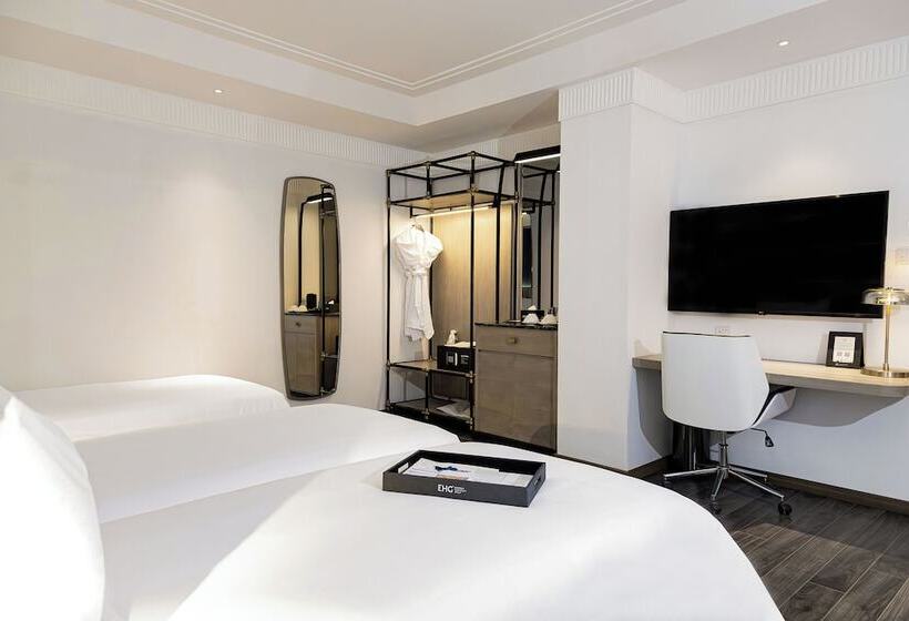 اتاق اجرایی سه نفره, La Siesta Premium Saigon Central