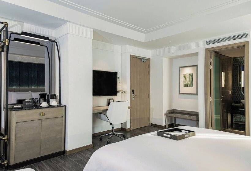 اتاق اجرایی سه نفره, La Siesta Premium Saigon Central