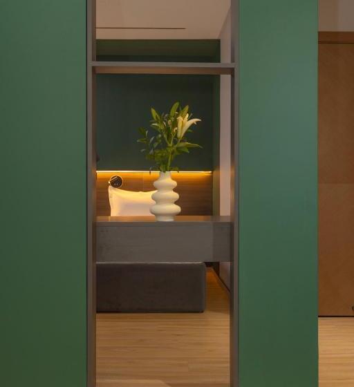 استودیوی سوپریور, Sansar