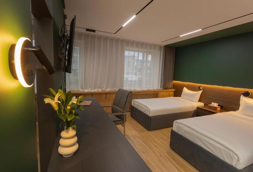 استودیوی سوپریور, Sansar