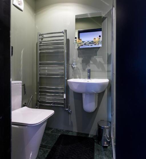 スタンダードルーム, The Kings Arms