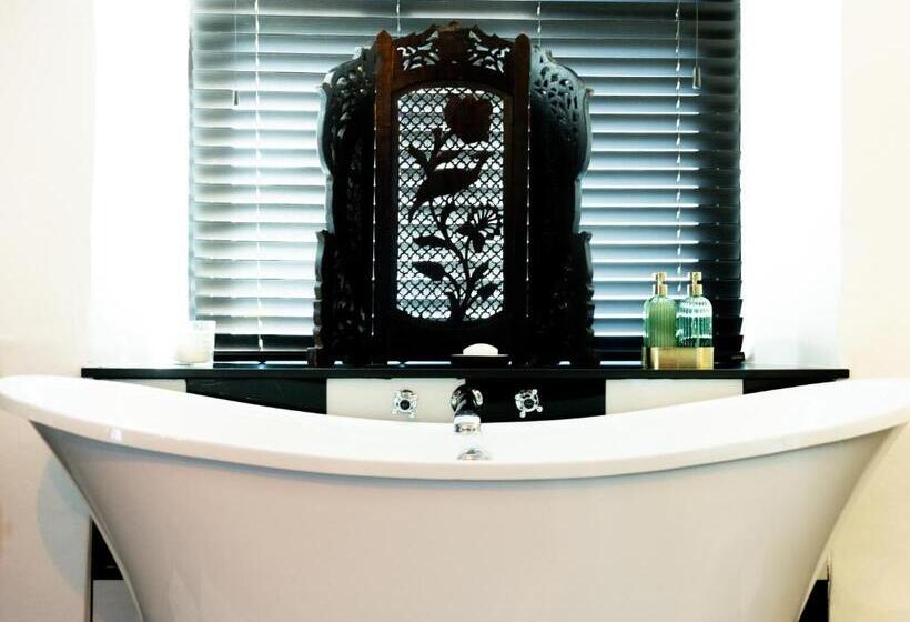 スタンダードルーム, The Kings Arms