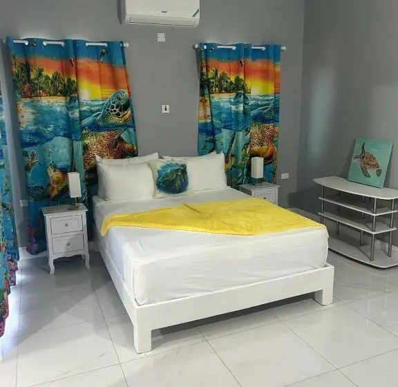 اتاق استاندارد با بالکن, Paradise Point Company Limited