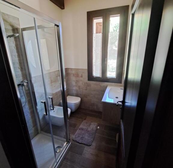 シングルデラックスルーム, Bb Da La Mi Ma, Gradara