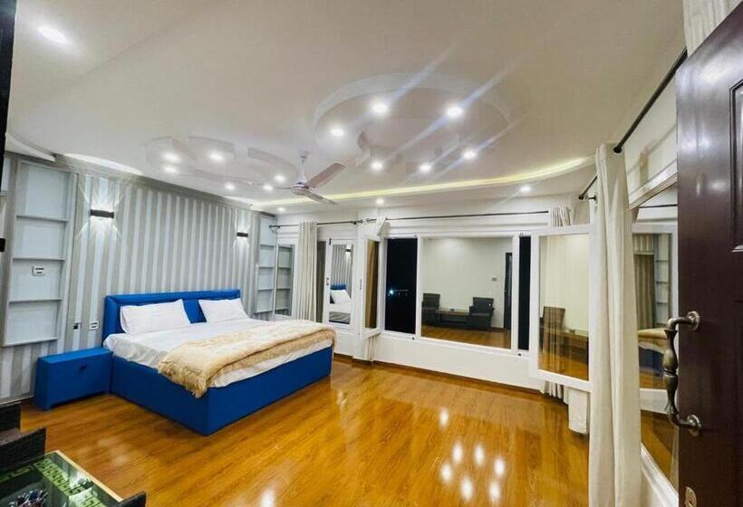 اتاق سوپریور با تخت بزرگ, Ameeri Resort