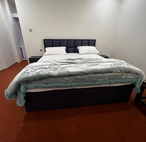 اتاق اکونومی, Ameeri Resort