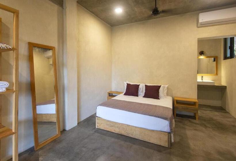 带花园景观的标准工作室, Casa Marisa