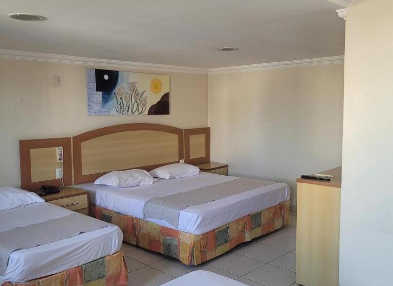 غرفة ديلوكس ثلاثية, Gran Roza