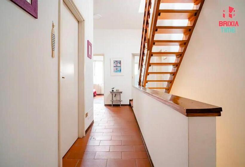 اتاق استاندارد با سرویس بهداشتی مشترک, Brixia Time Case In Villa Con Giardino