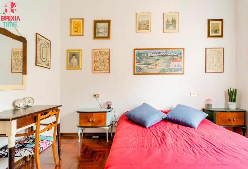 اتاق استاندارد با سرویس بهداشتی مشترک, Brixia Time Case In Villa Con Giardino