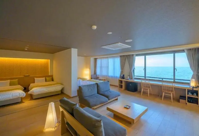 景色の見えるスタンダード４人部屋, 竹屋ホテル