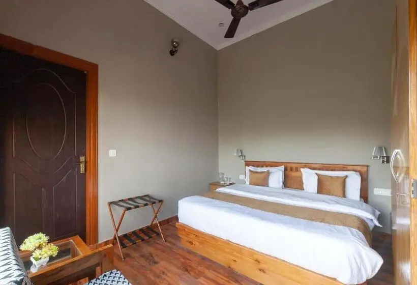 ファミリールーム, Alaya Stays Amara Aether Spacious Room With Scenic Views In Nainital