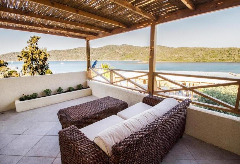 Номер Deluxe Вид на Море с Балконом, Casa Bo Boğaziçi Butik Otel