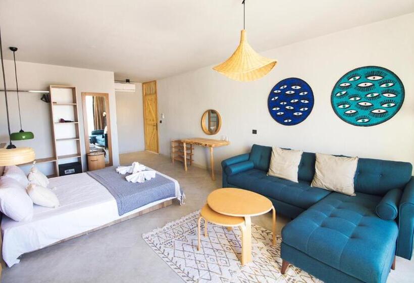 Номер Deluxe Вид на Море Боковой, Casa Bo Boğaziçi Butik Otel