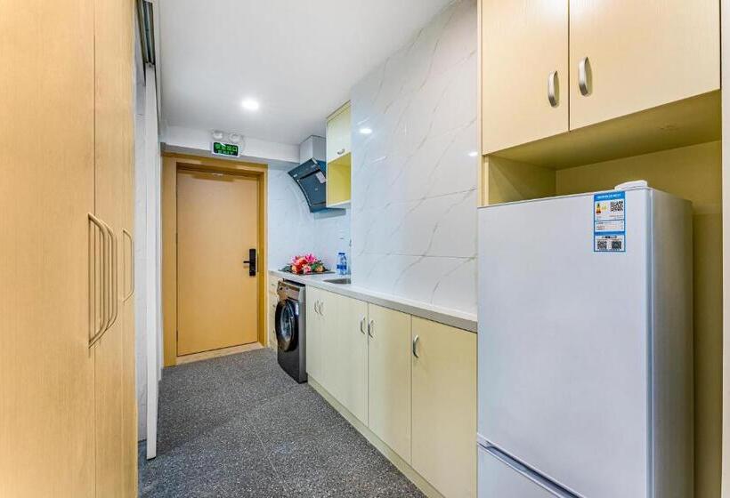 디럭스 룸, Bene International Hotel Zhujiang New Town Us Consulate General Guangzhou Branch Free Shuttle Bus