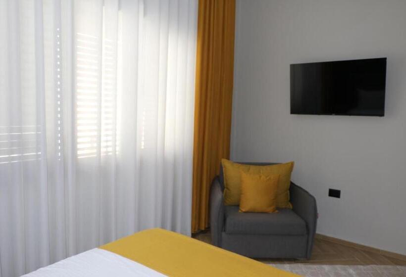 חדר סטנדרט לשלושה, City Center Rooms Durres