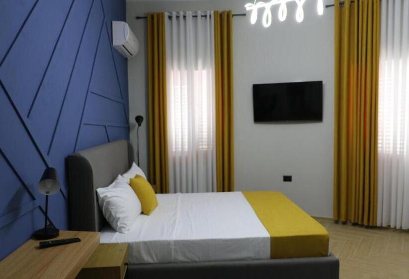 חדר סטנדרט לארבעה, City Center Rooms Durres