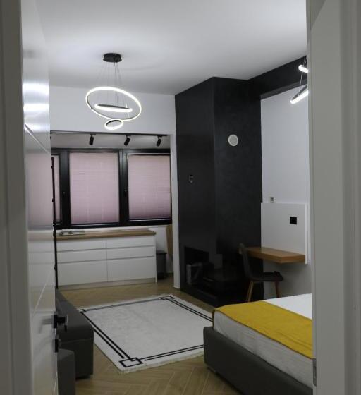 סטודיו משפחתי, City Center Rooms Durres