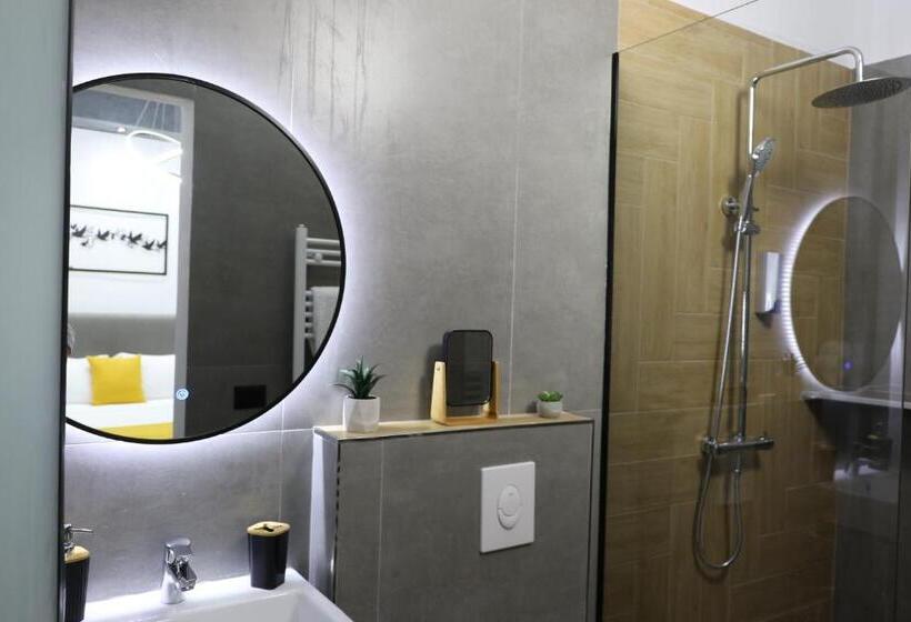 סטודיו משפחתי, City Center Rooms Durres